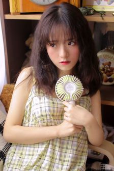 小舞怀孕开襟乳液狂飙